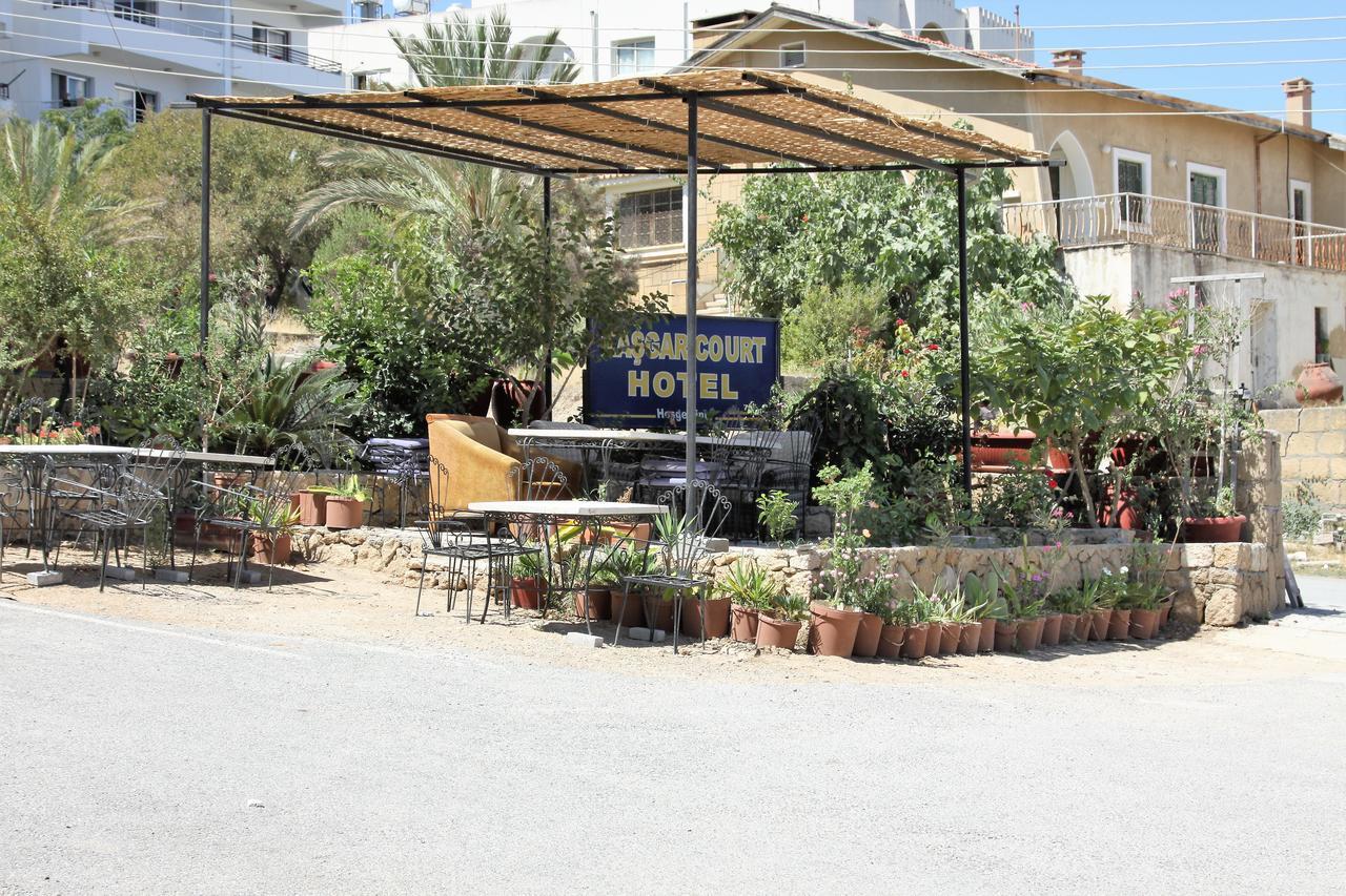 Kasgar Court Hotel Ayvaryara Екстериор снимка