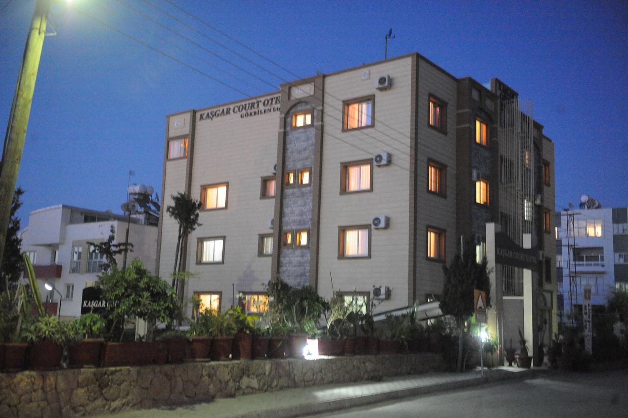 Kasgar Court Hotel Ayvaryara Екстериор снимка