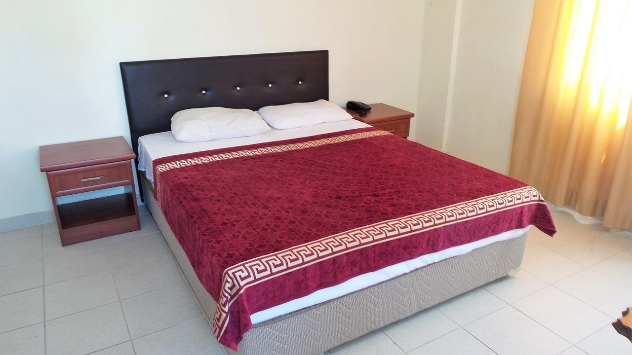 Kasgar Court Hotel Ayvaryara Екстериор снимка